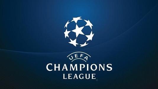 两位足坛巨 两位足坛巨